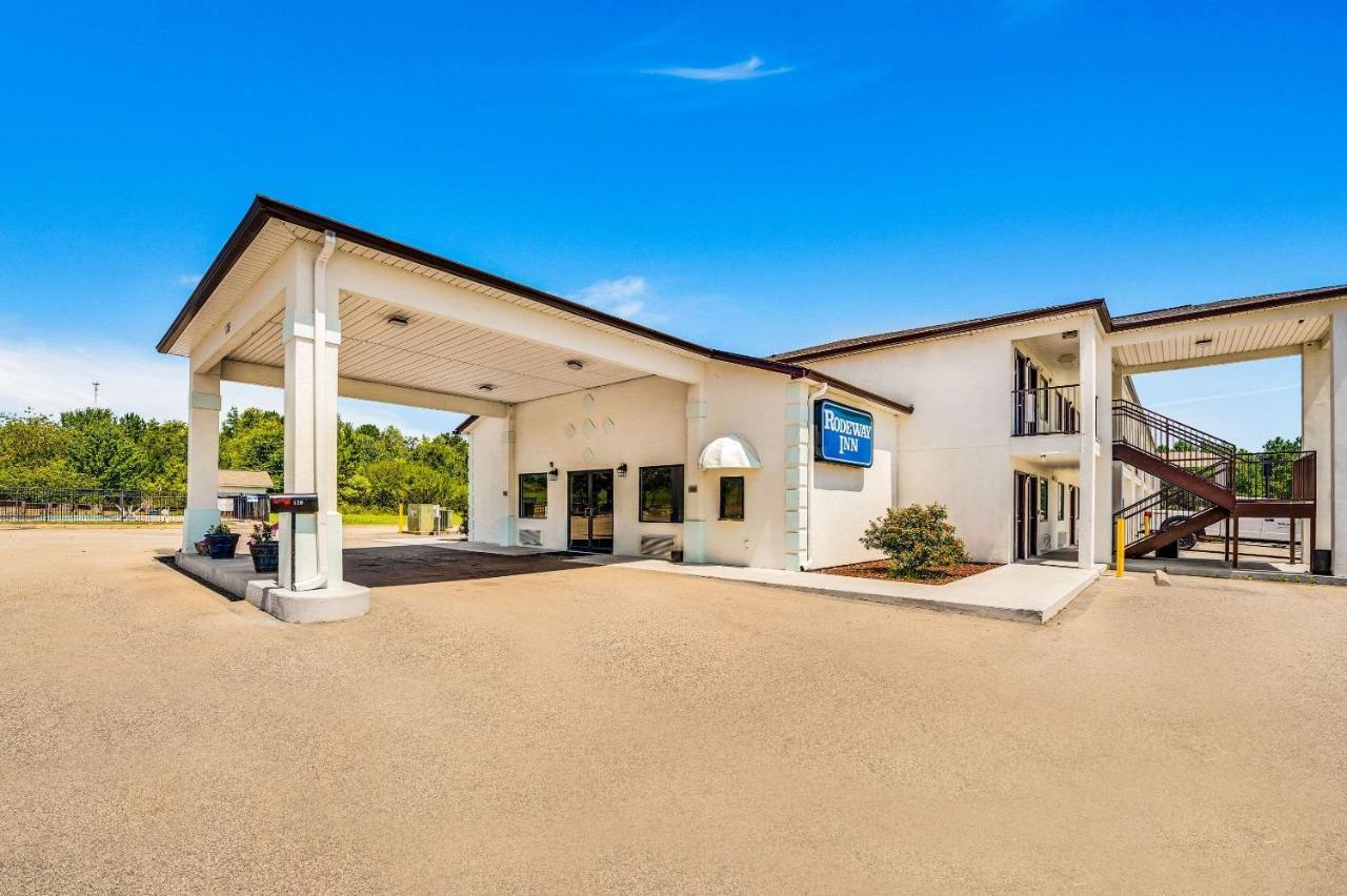 Rodeway Inn Sandersville Eksteriør billede